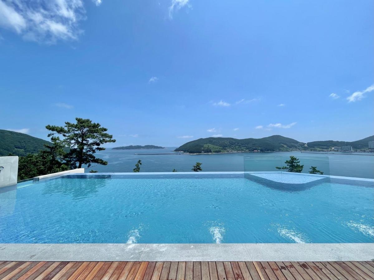 Hotel Sang Sang & Private Sang Sang Pool Villa Geoje Eksteriør billede